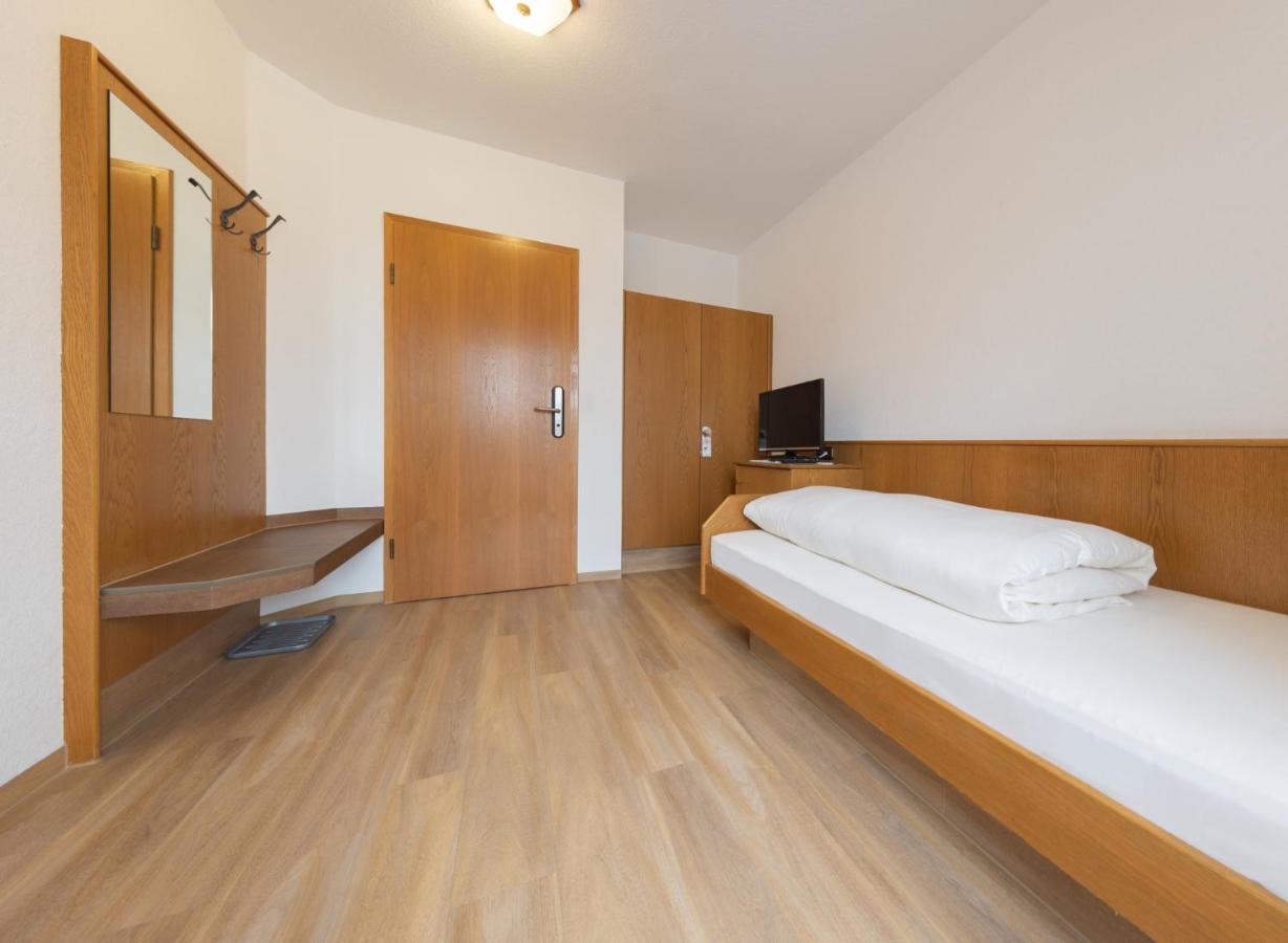 Akzent Hotel Meerfraeulein Wemding Экстерьер фото