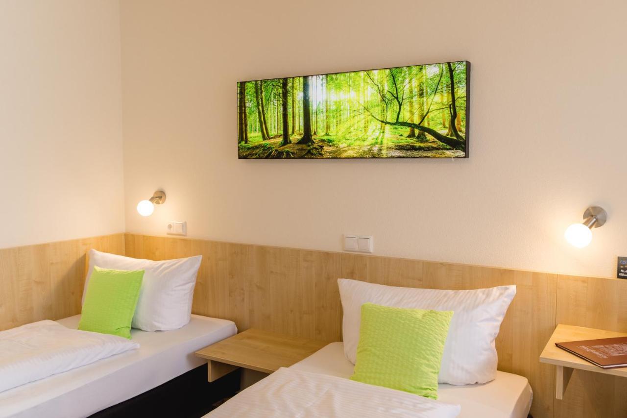 Akzent Hotel Meerfraeulein Wemding Экстерьер фото