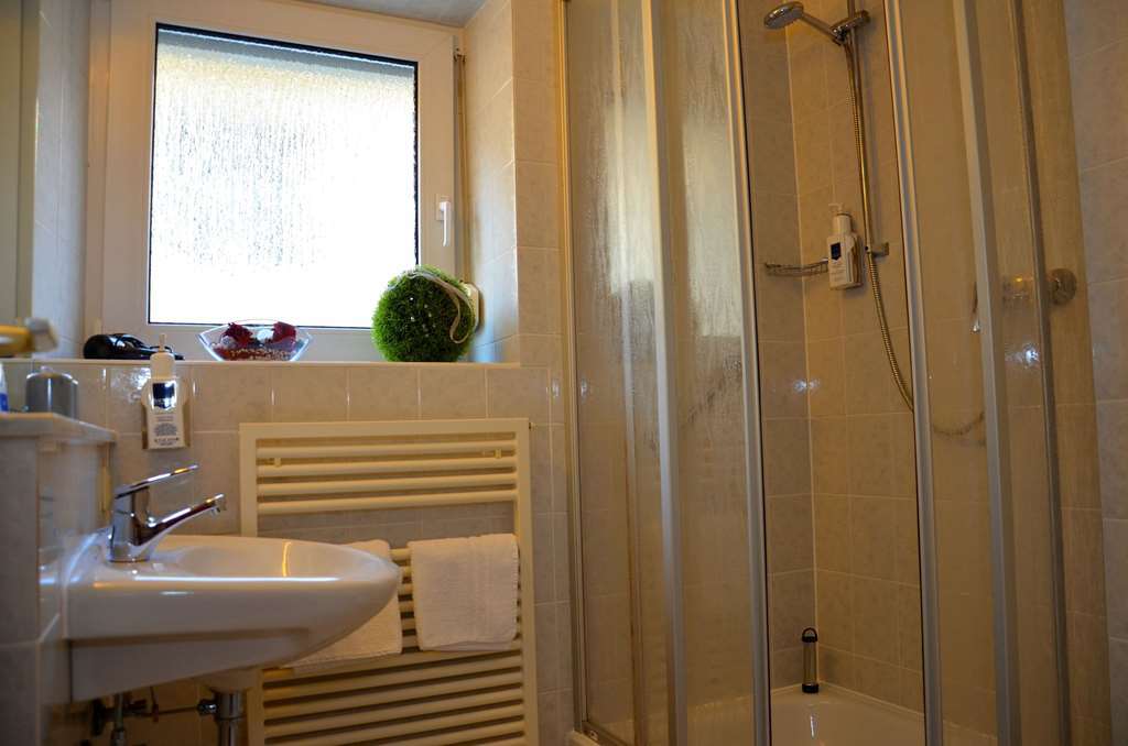 Akzent Hotel Meerfraeulein Wemding Экстерьер фото